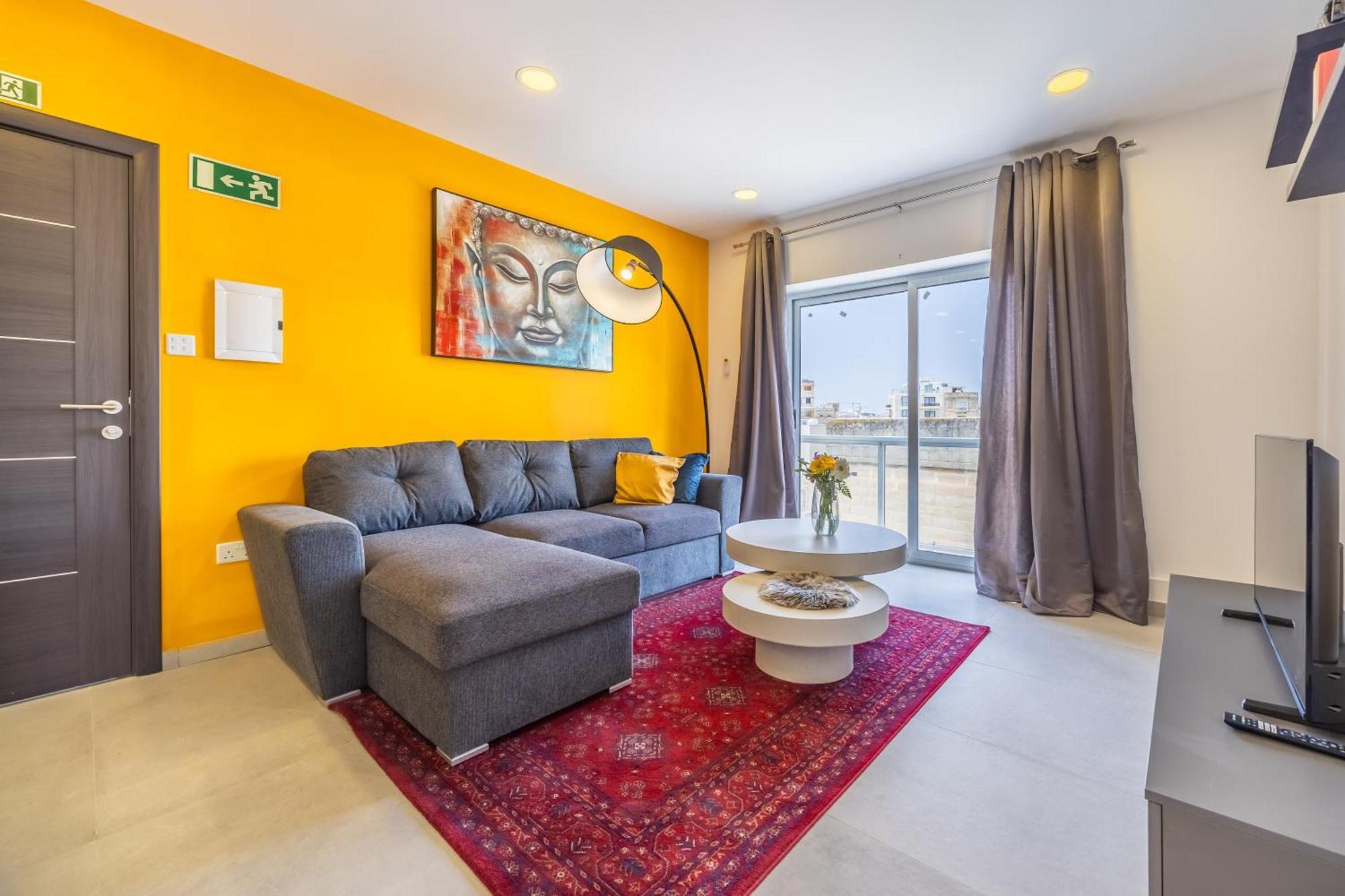 סליאמה Sleek & Stylish 2Br Accommodation With Large Private Terrace - Close To Saint Julian'S & Tigne Shopping Mall מראה חיצוני תמונה